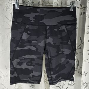 Sweaty Betty Black And Gray Camo Power Workout Shorts Size Small‎ Compression